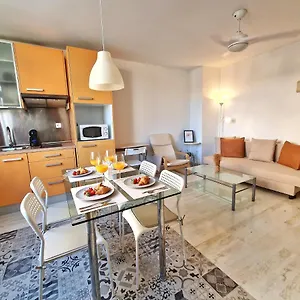 Apartamento Confortable Apartamento En El Centro De Con Parking, Torremolinos